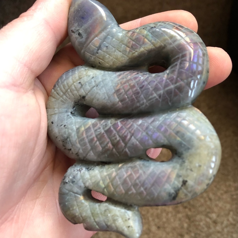 Labradorite Crystal Snake - Picture 10 of 15